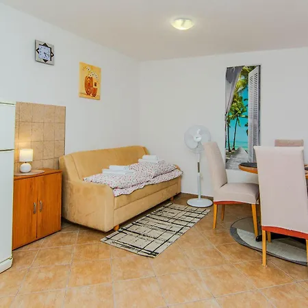 Ladika Appartement *